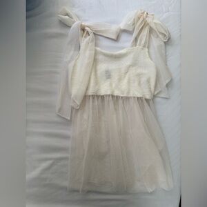 Elegant cream top